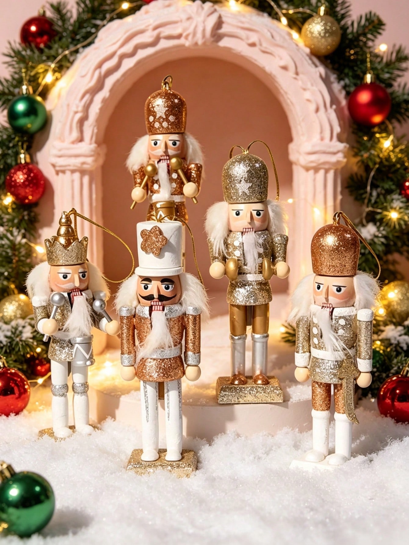 Juego de 5 colgantes de madera - Nutcracker Figurine reseña y precio