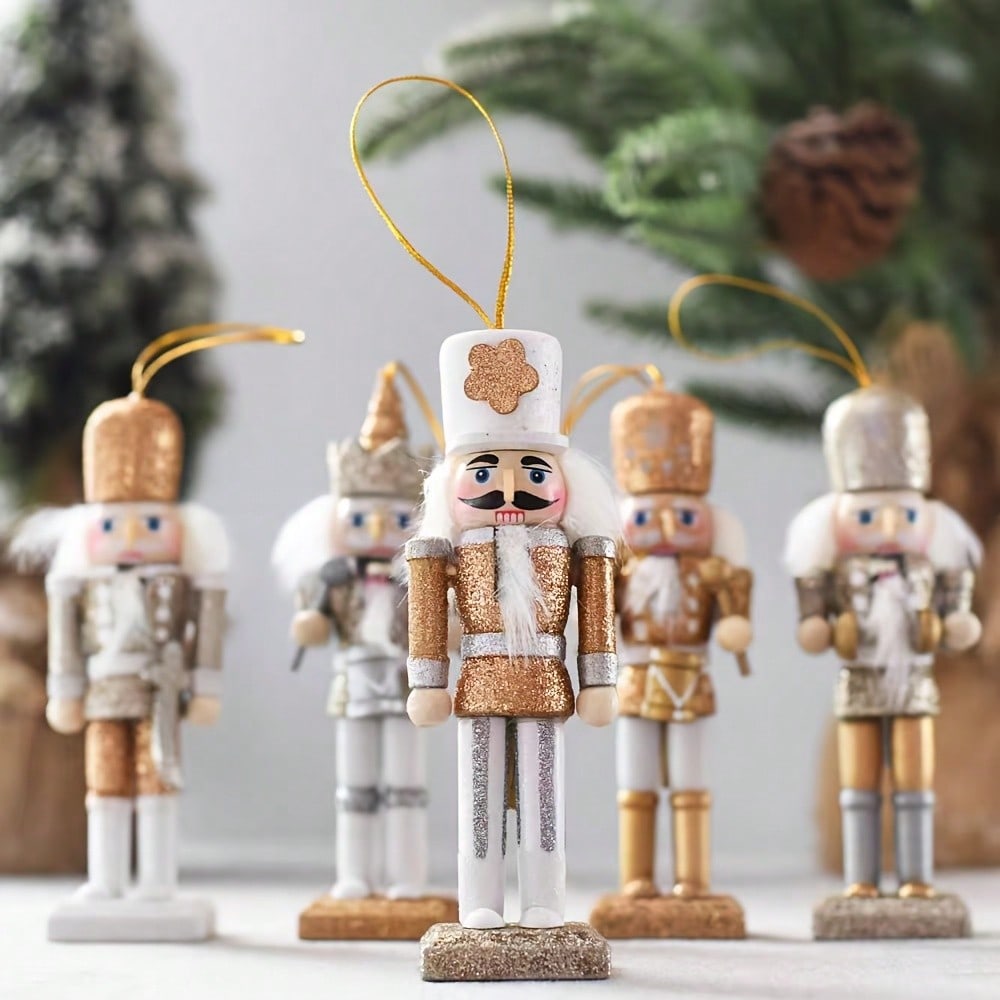 Juego de 5 colgantes de madera - Nutcracker Figurine reseña y precio